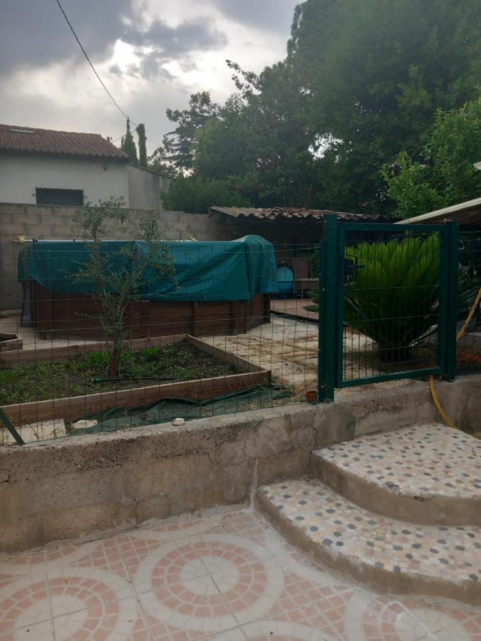 Maison Individuellle Provencale Villeneuve-lès-Avignon Esterno foto